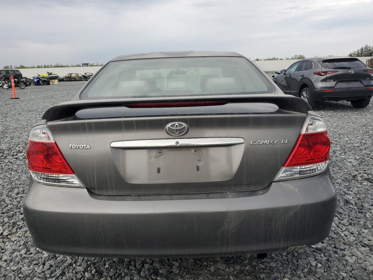 2005 Toyota Camry Le - Фото 6