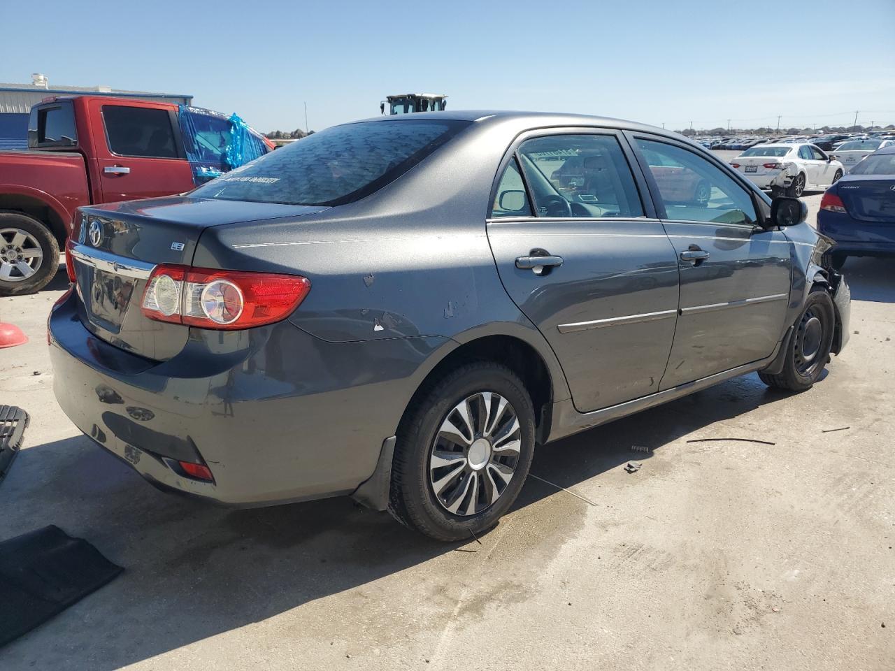 2011 Toyota Corolla Base - Фото 3