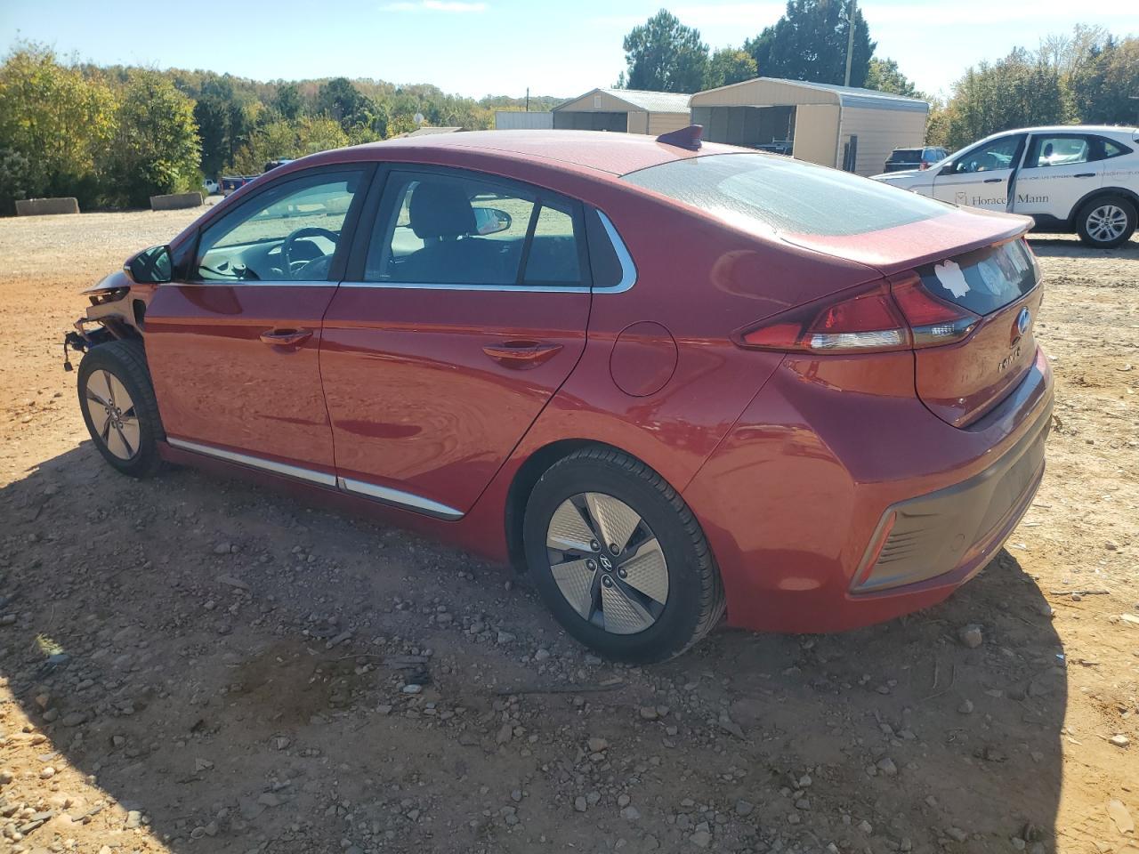 2020 Hyundai Ioniq Se - Image 2