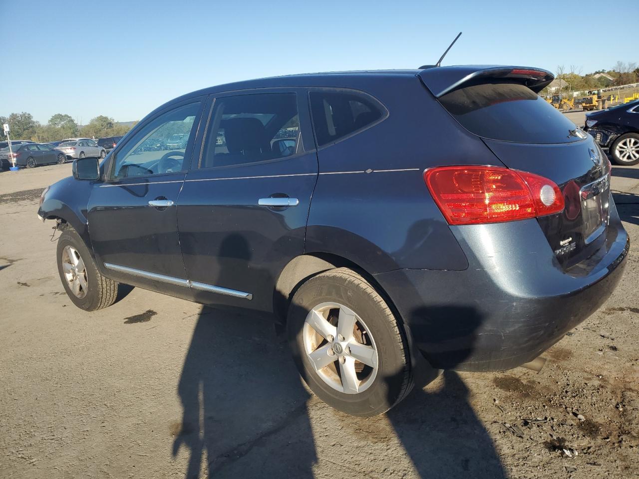 2013 Nissan Rogue S - Фото 2