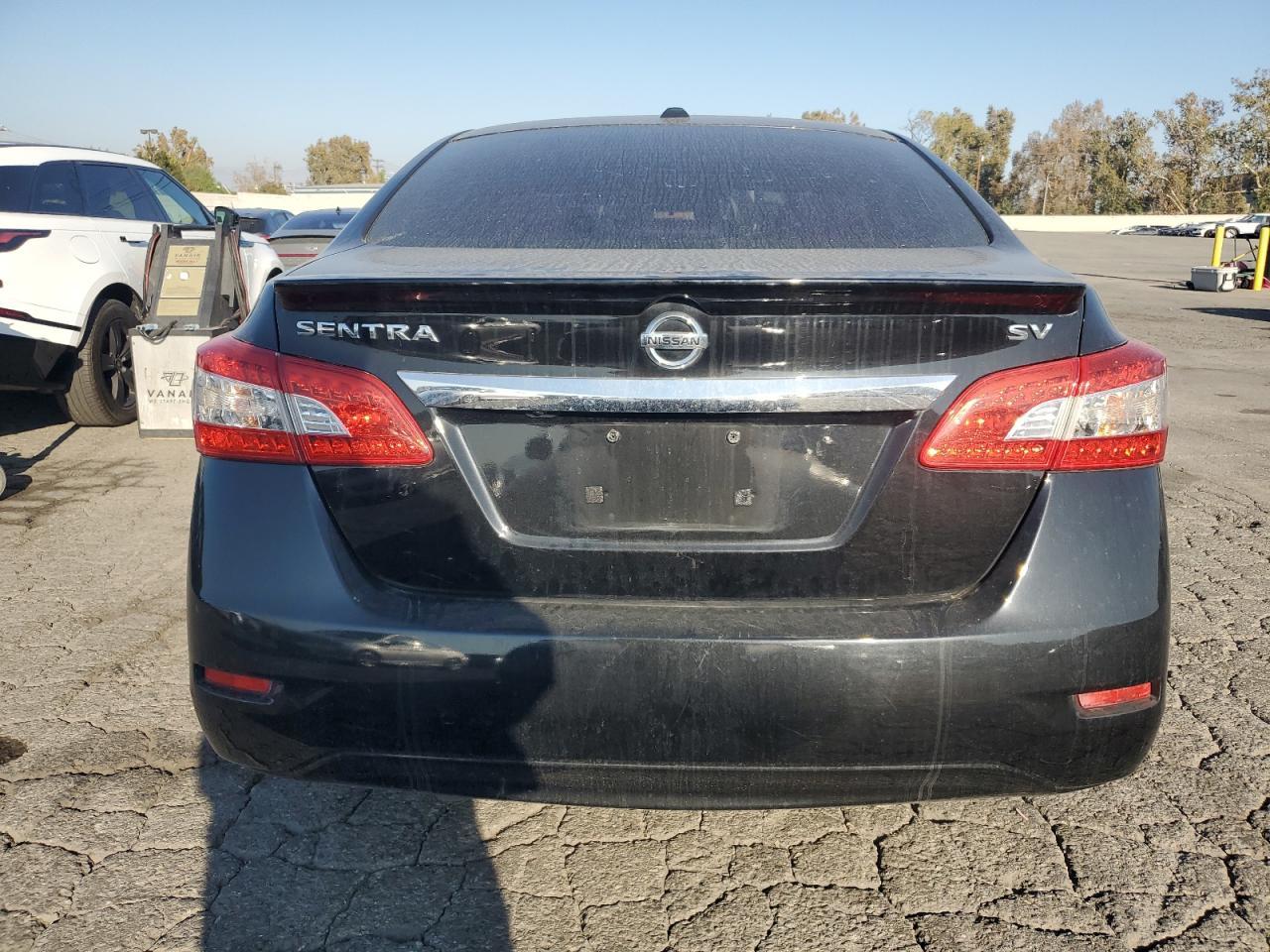 2015 Nissan Sentra S - Фото 6