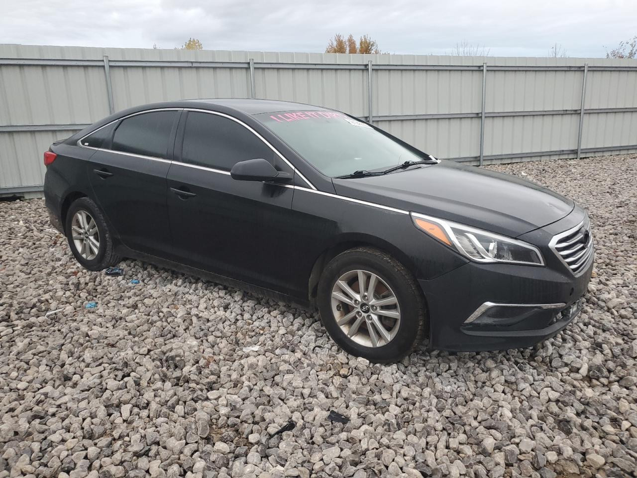 2017 Hyundai Sonata Se - Image 4