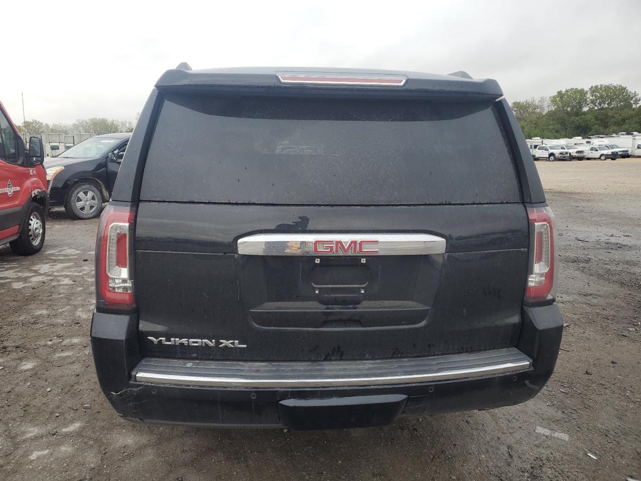 2019 GMC Yukon Xl Denali - Фото 6