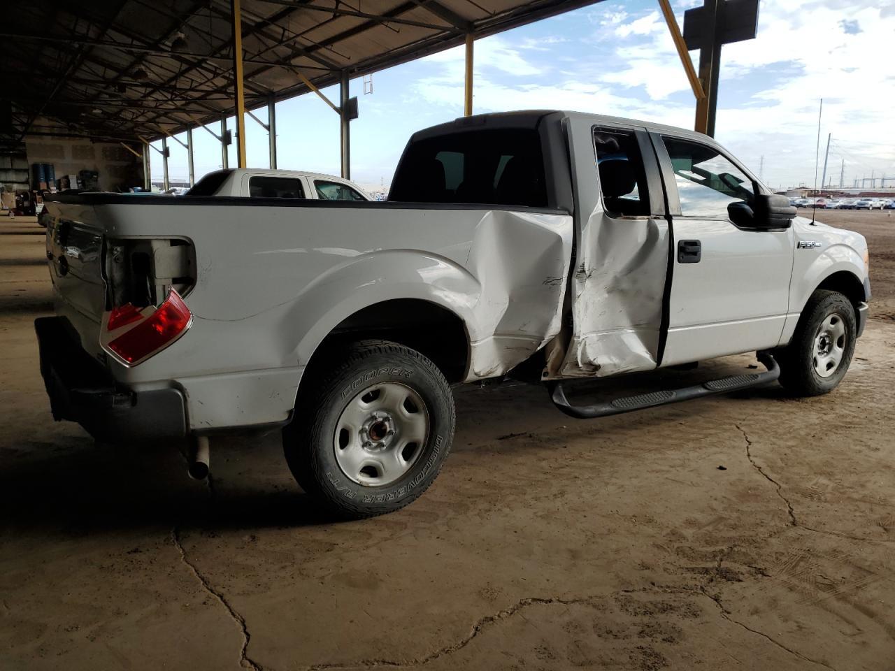 2014 Ford F150 Super Cab - Фото 3