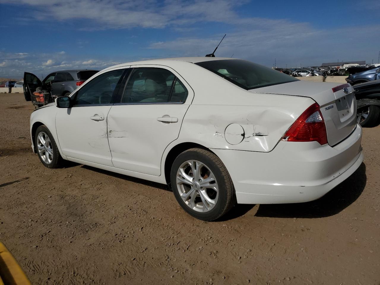 2012 Ford Fusion Se - Image 2