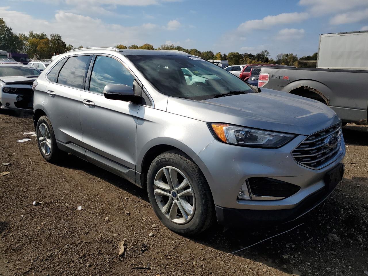 2020 Ford Edge Sel - Фото 4