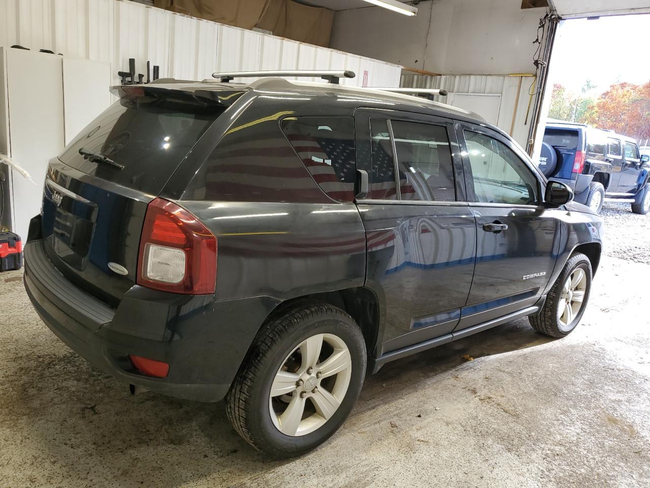 2017 Jeep Compass Latitude - Фото 3
