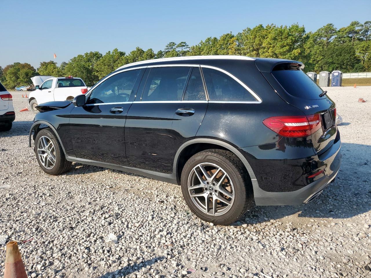 2017 Mercedes-Benz Glc 300 - Фото 2