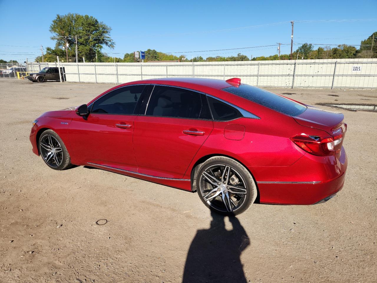 2021 Honda Accord Touring Hybrid - Image 2