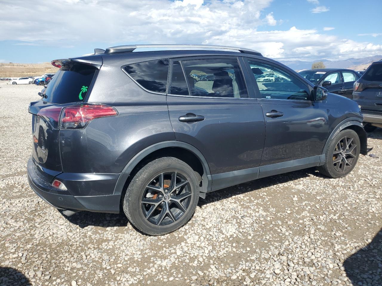 2016 Toyota Rav4 Se - Фото 3