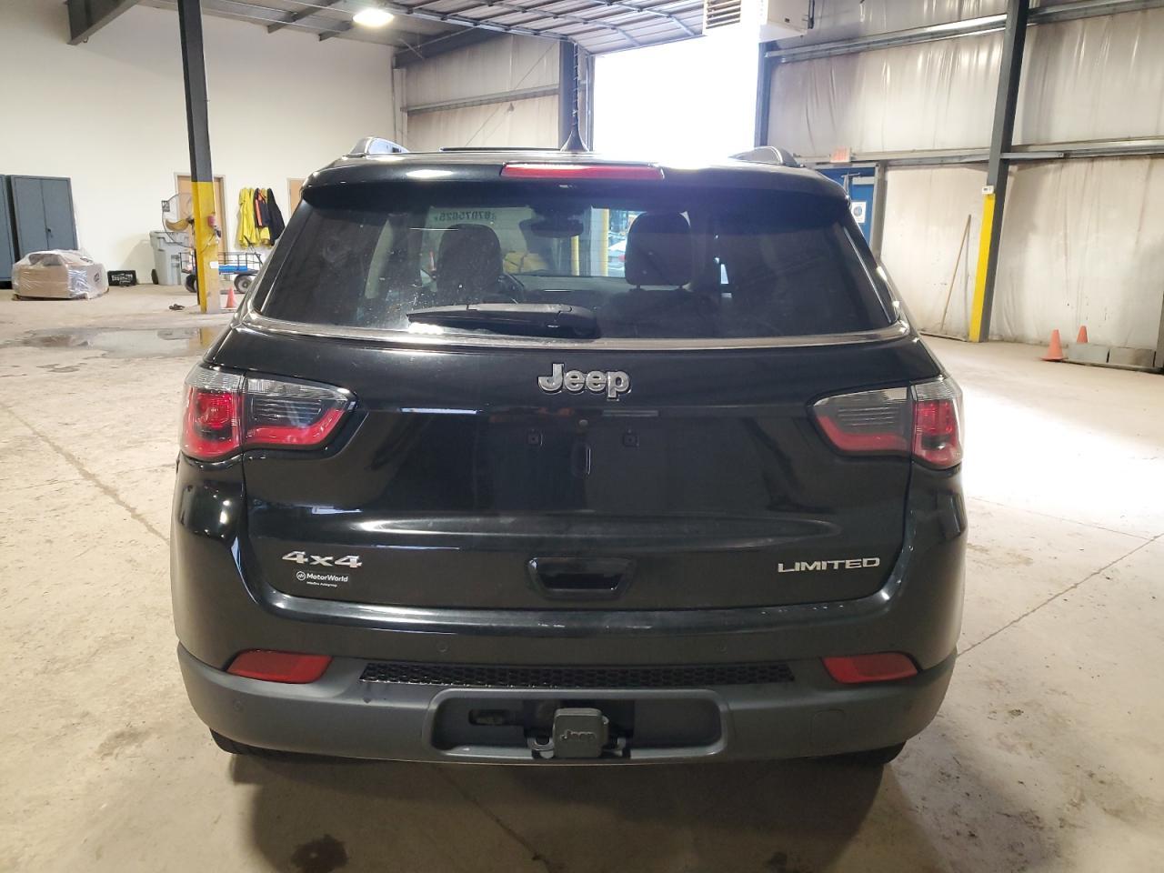 2017 Jeep Compass Limited - Image 6
