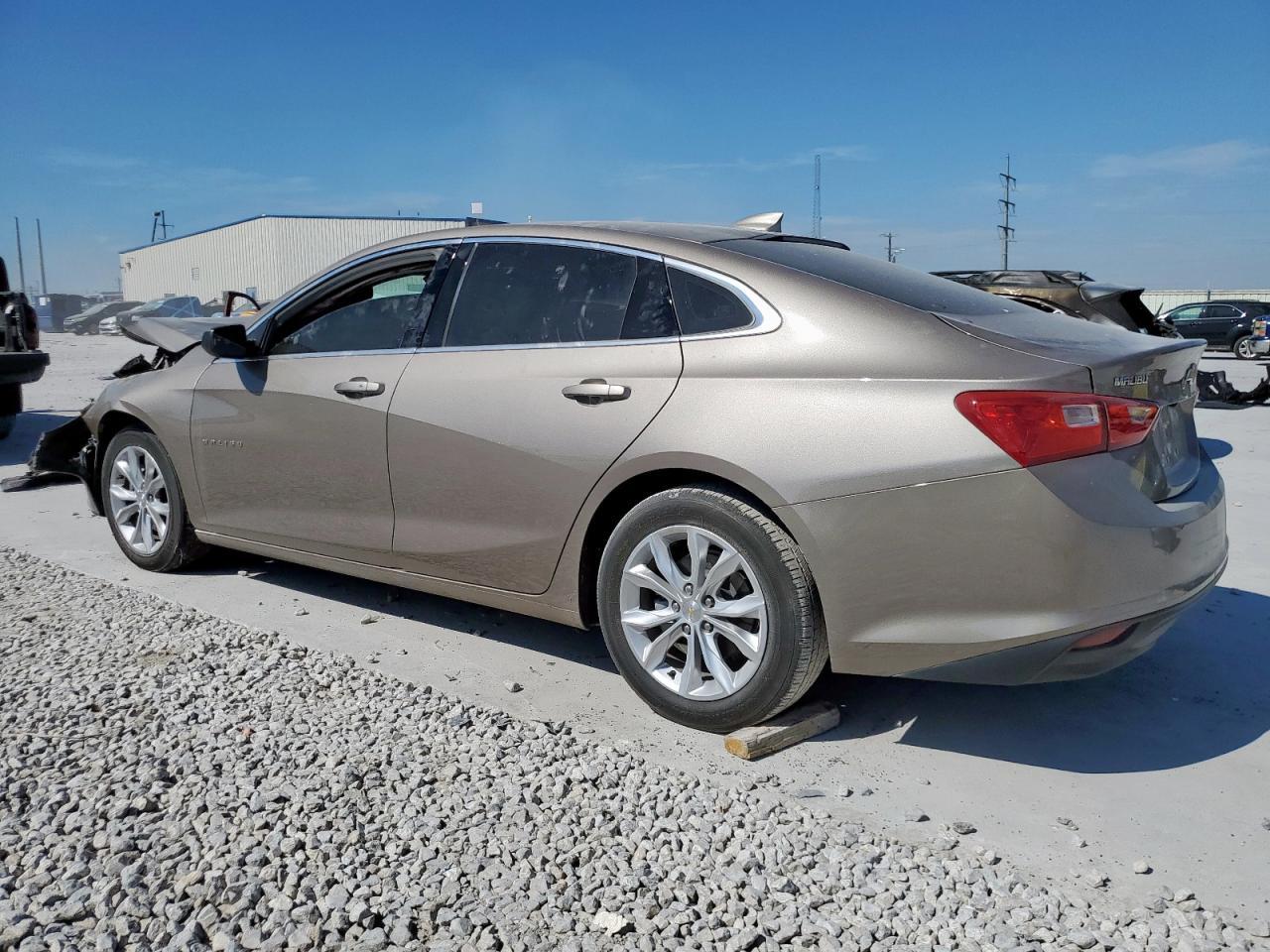 2023 Chevrolet Malibu Lt - Фото 2