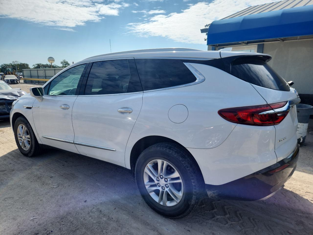 2018 Buick Enclave Essence - Фото 2