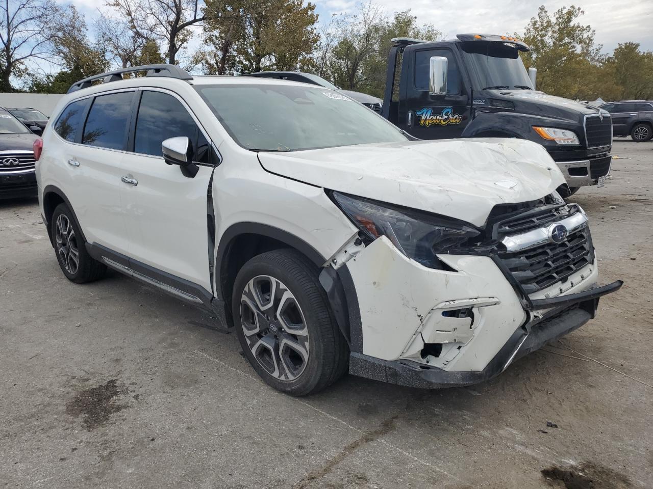 2023 Subaru Ascent Touring - Image 4