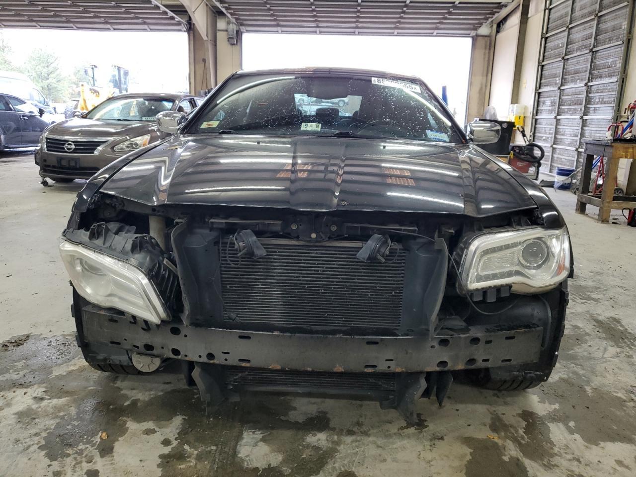 2012 Chrysler 300 Limited - Image 5