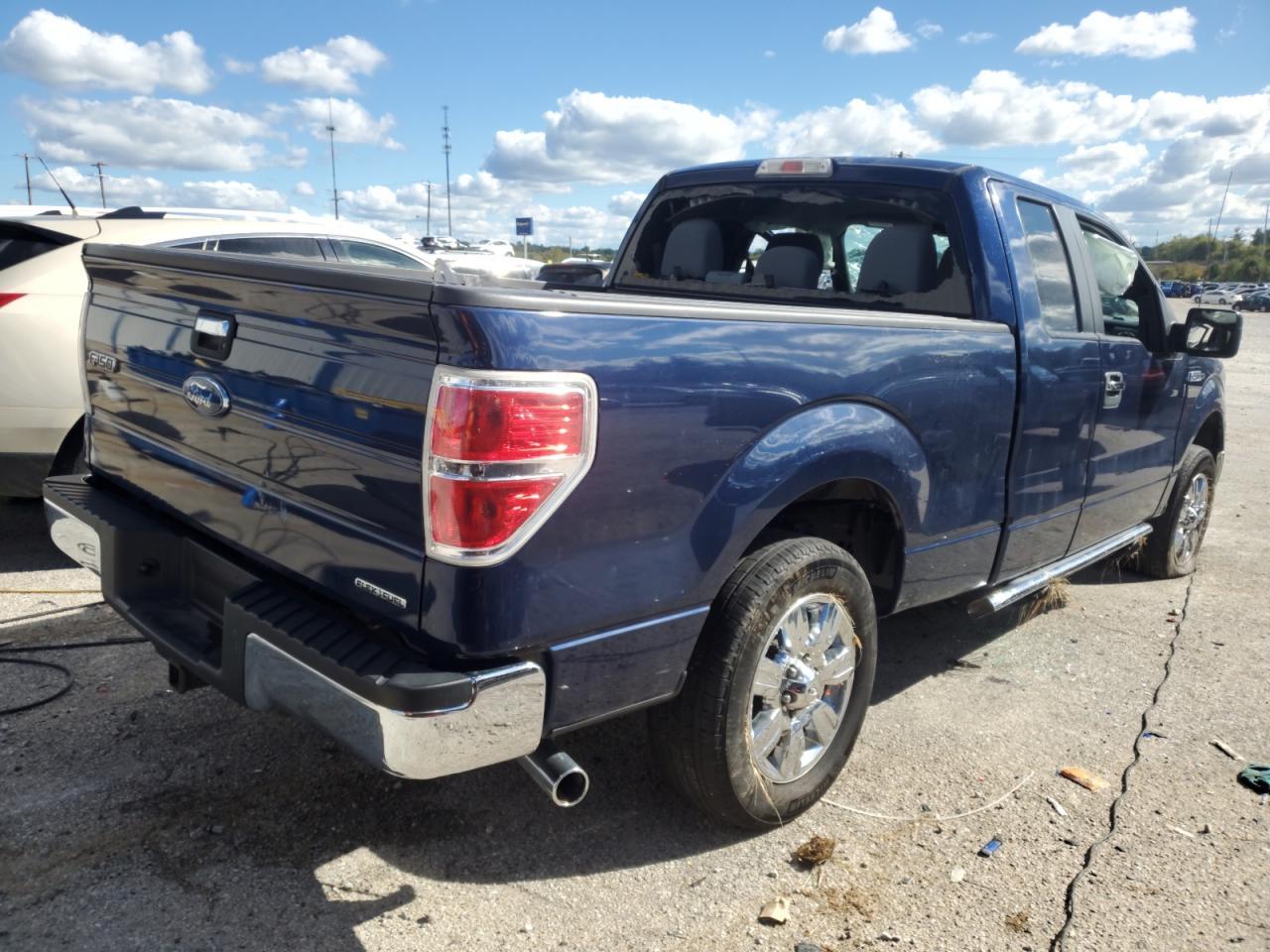 2011 Ford F150 Super Cab - Image 3