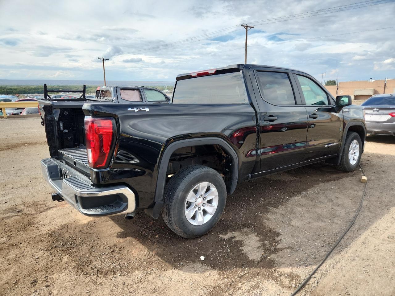 2025 GMC Sierra K1500 - Фото 3