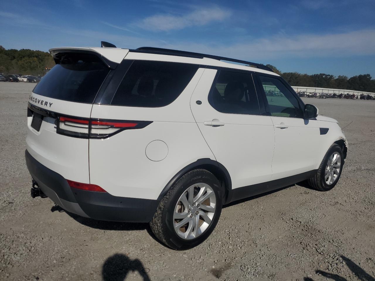 2020 Land Rover Discovery Se - Фото 3