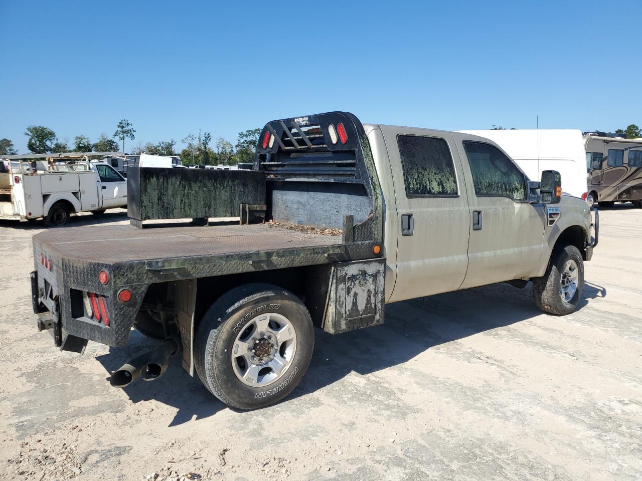 2010 Ford F250 Super Duty - Фото 3