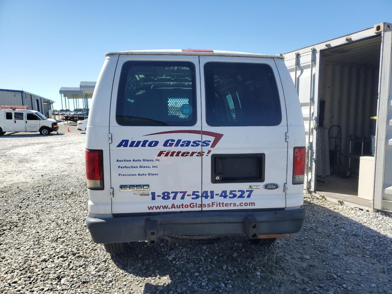 2013 Ford Econoline E250 Van - Image 6