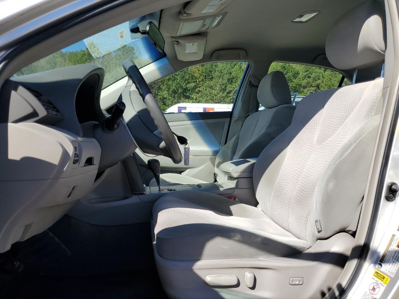 2011 Toyota Camry Base - Фото 7