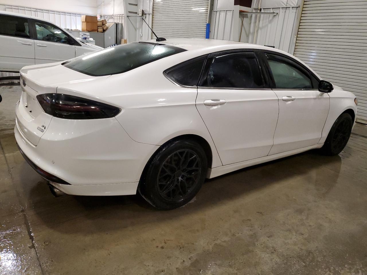 2014 Ford Fusion Se - Фото 3