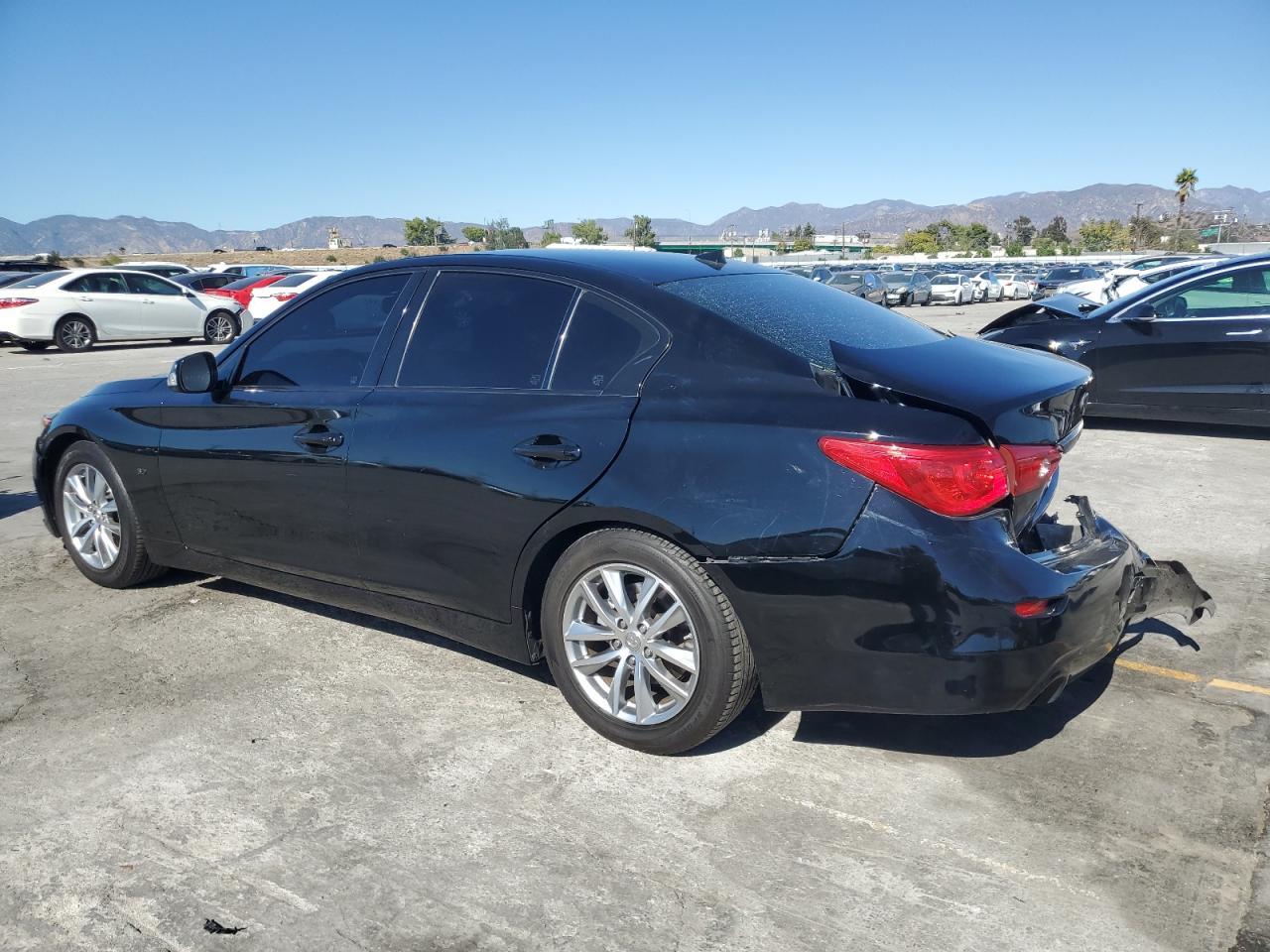 2015 Infiniti Q50 Base - Image 2