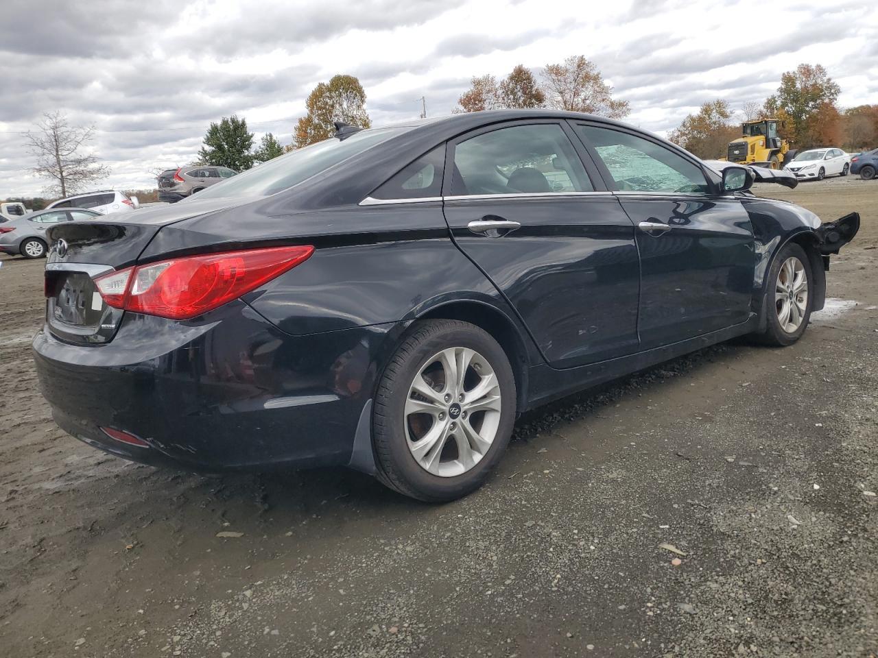 2013 Hyundai Sonata Se - Image 3