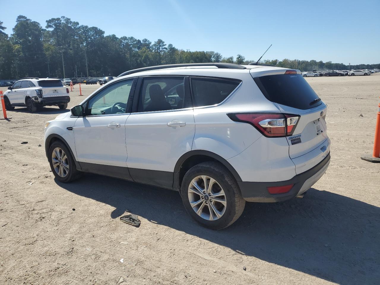 2018 Ford Escape Se - Image 2