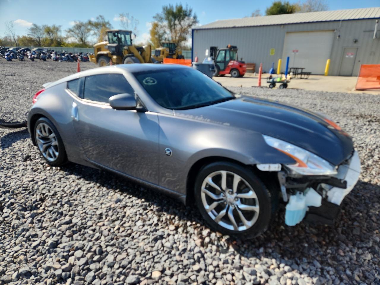 2014 Nissan 370Z Base - Фото 4