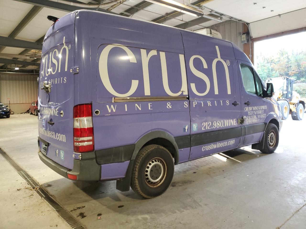 2012 Mercedes-Benz Sprinter 2500 Refrigerated Van - Фото 3