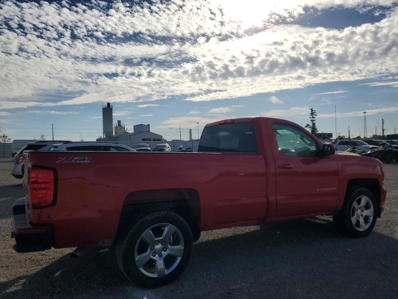 2017 Chevrolet Silverado K1500 Lt - Фото 3