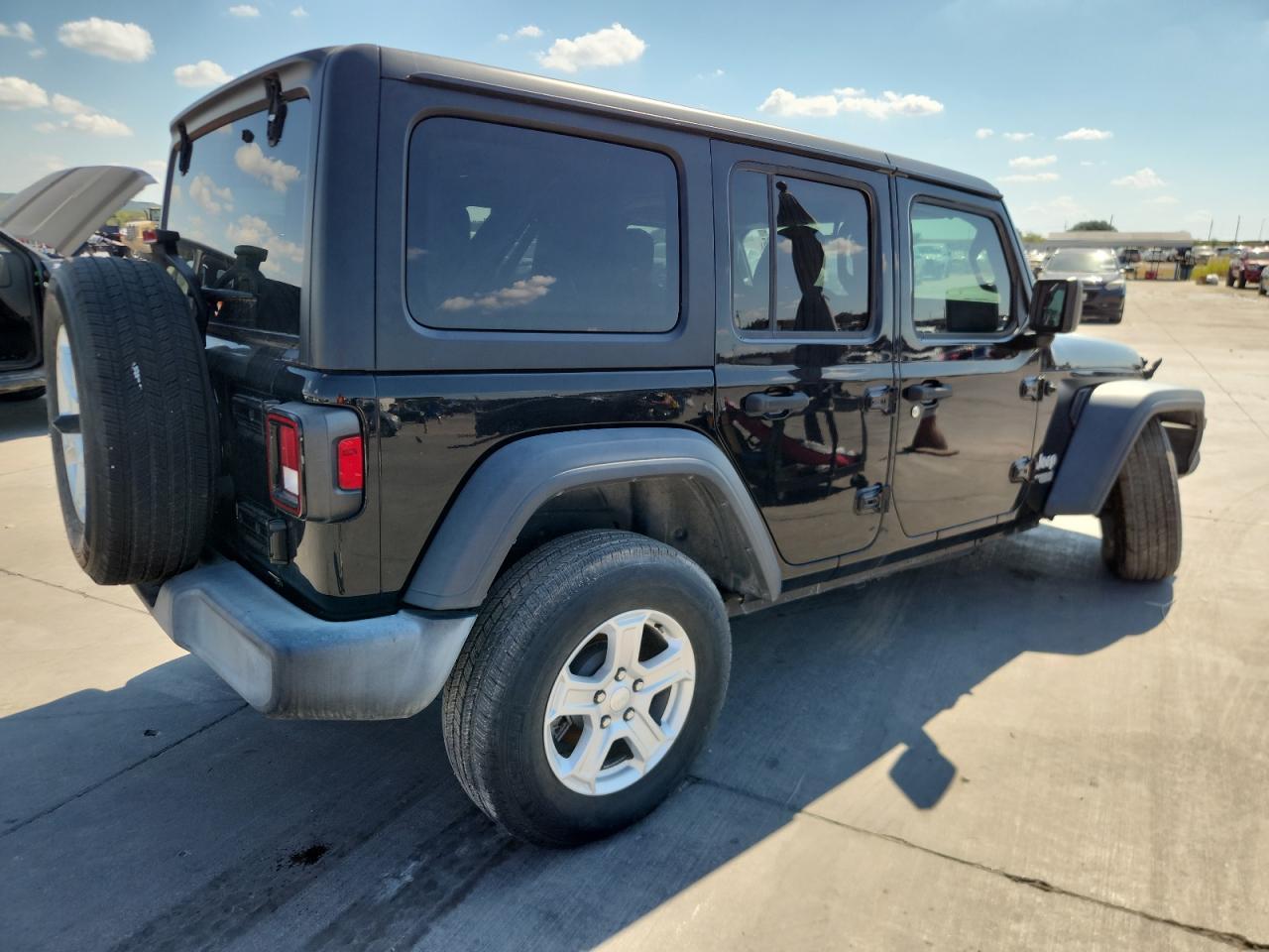 2019 Jeep Wrangler Unlimited Sport - Image 3
