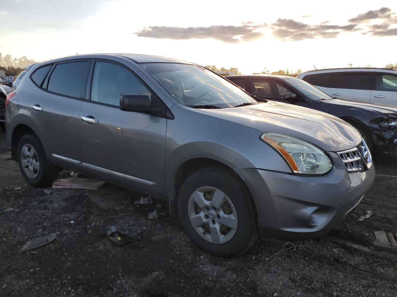 2013 Nissan Rogue S - Image 4