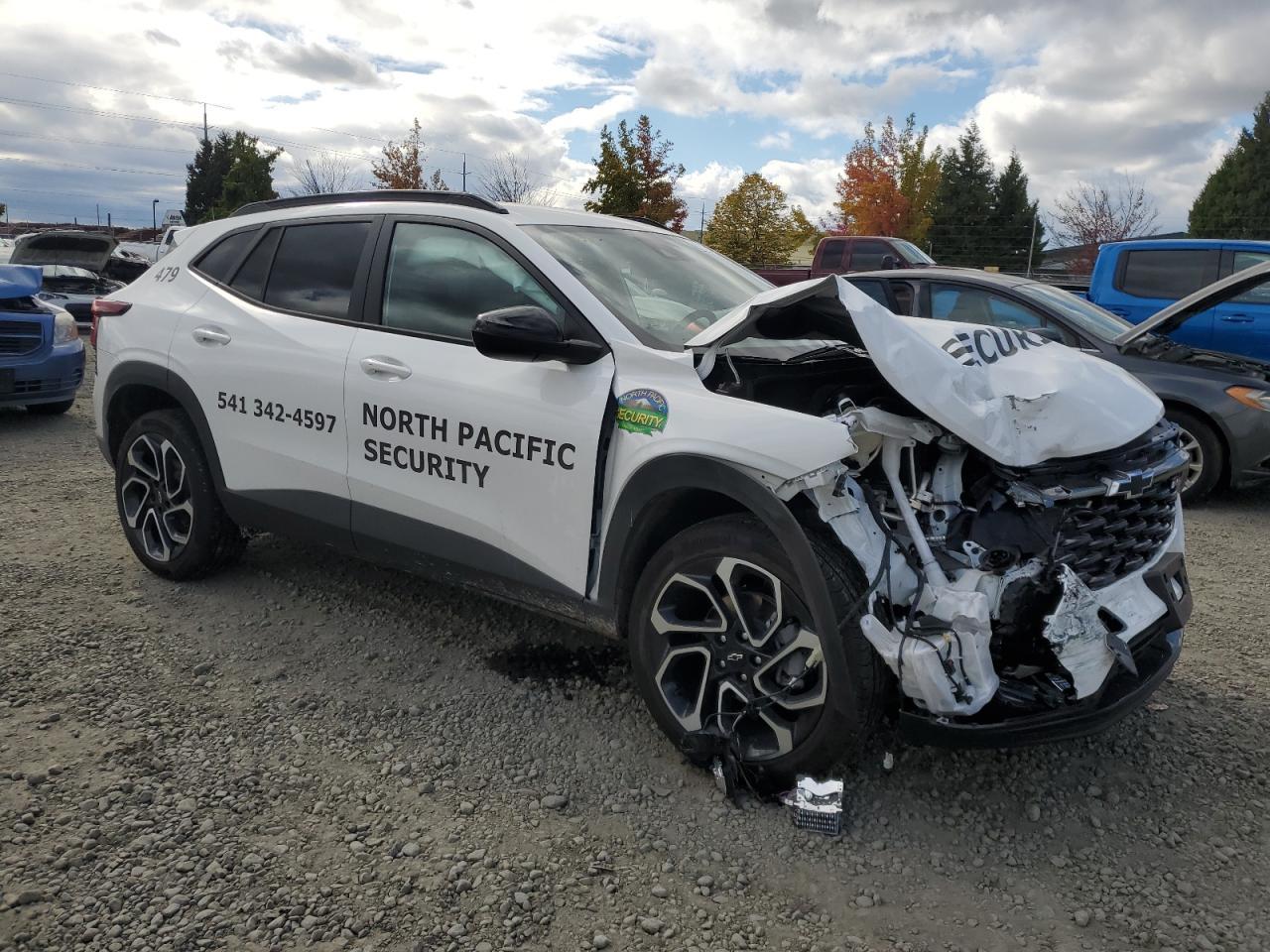 2025 Chevrolet Trax 2Rs - Image 4