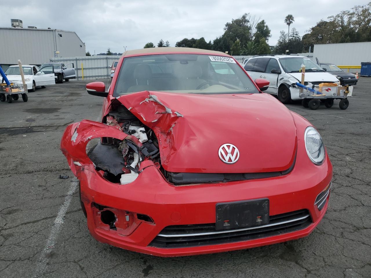 2019 Volkswagen Beetle S - Фото 5