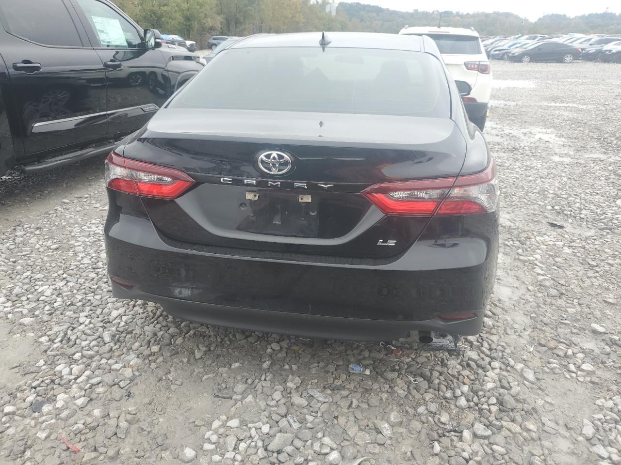 2021 Toyota Camry Le - Image 6