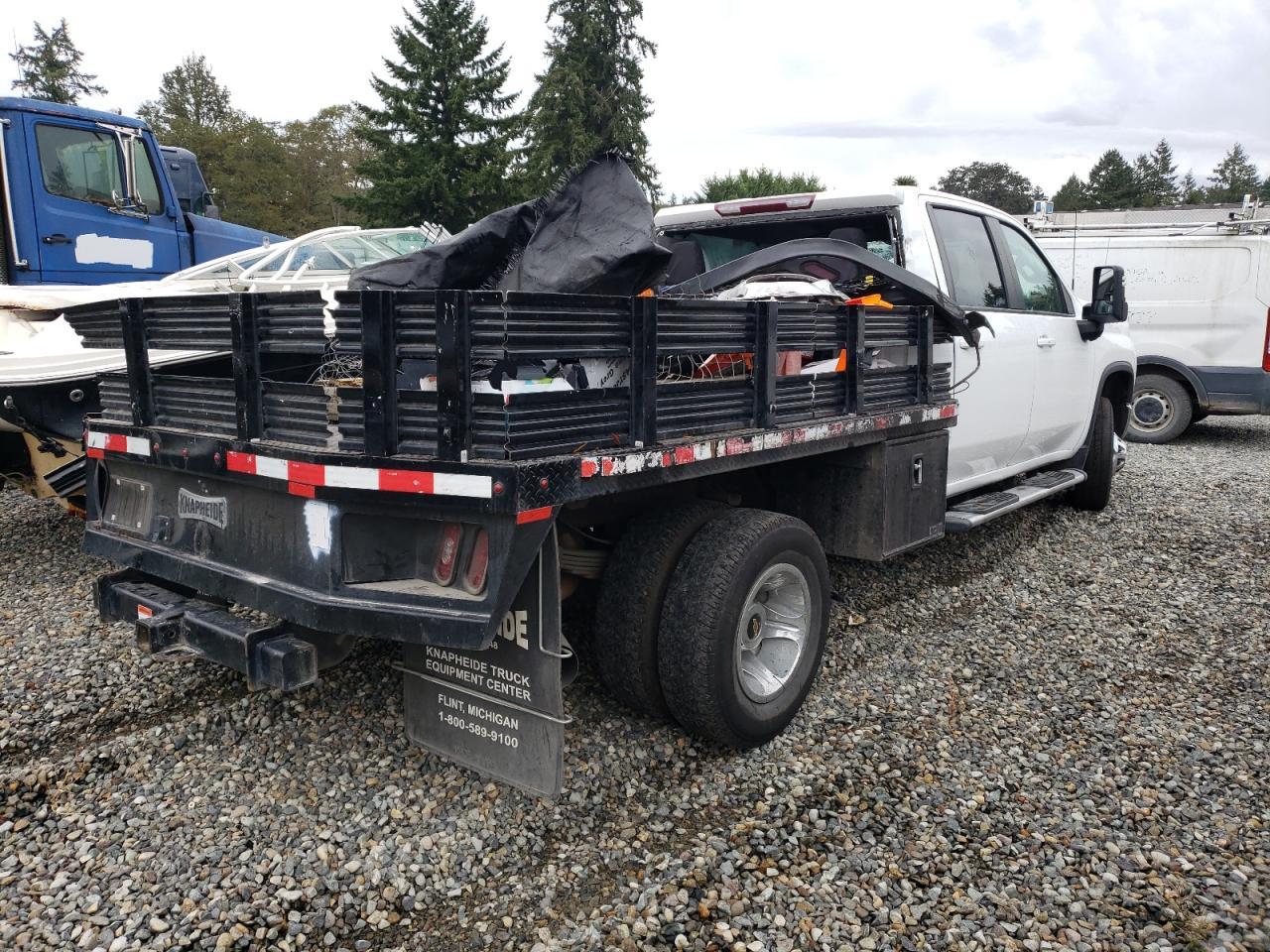 2023 Chevrolet Silverado K3500 Lt - Image 3