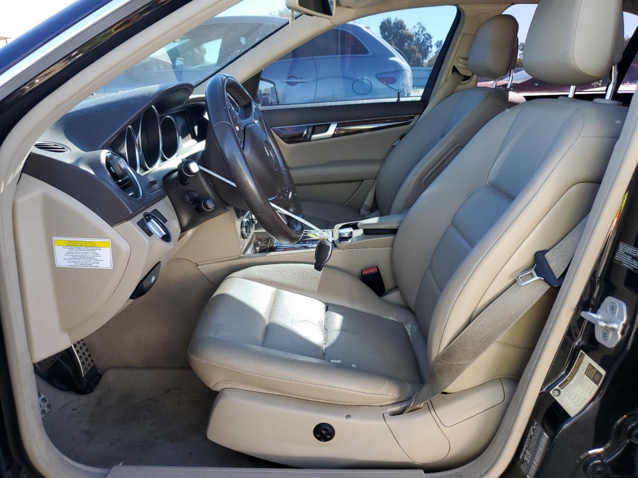 2014 Mercedes-Benz C 250 - Фото 7