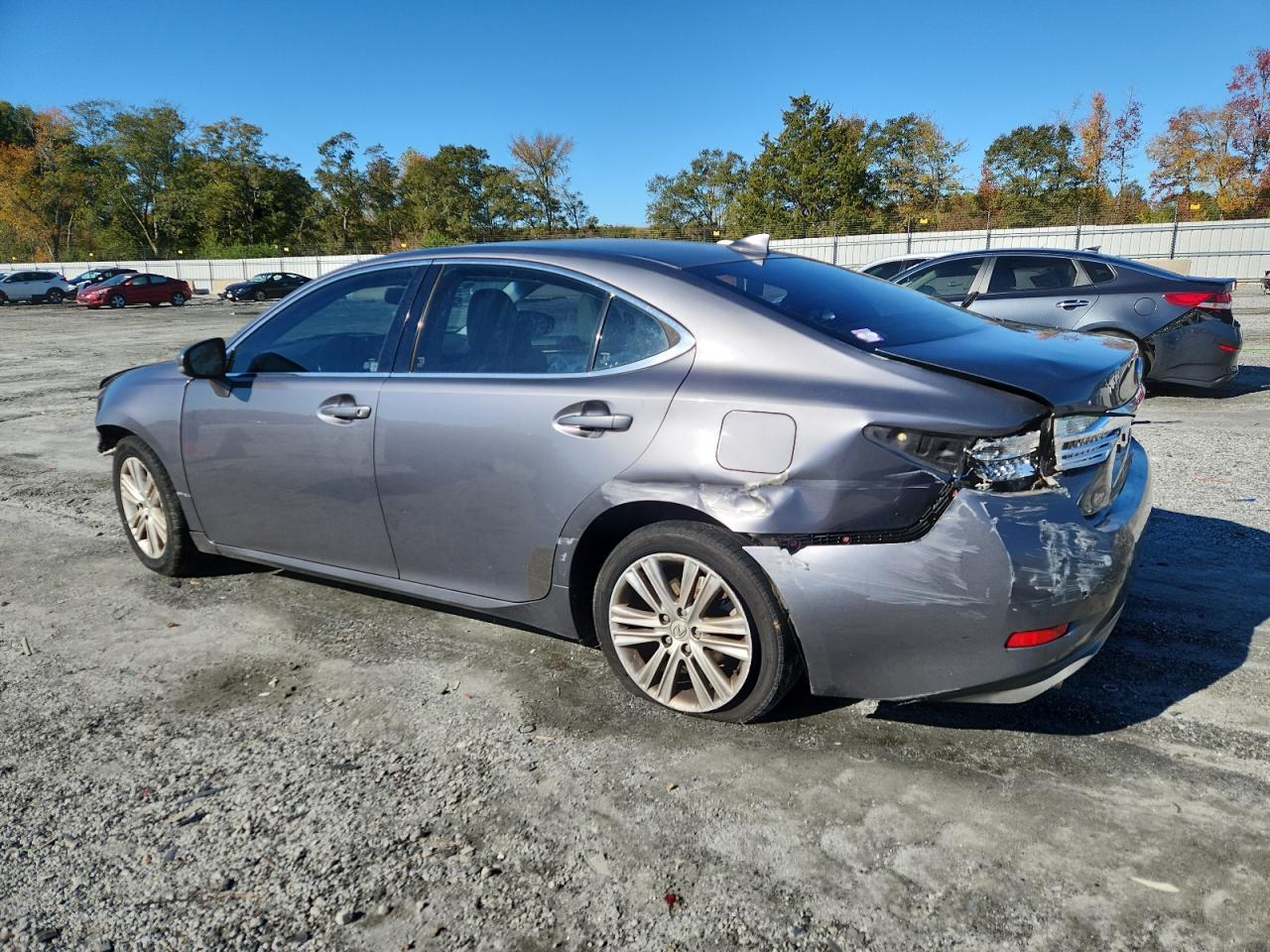 2015 Lexus Es 350 - Фото 2