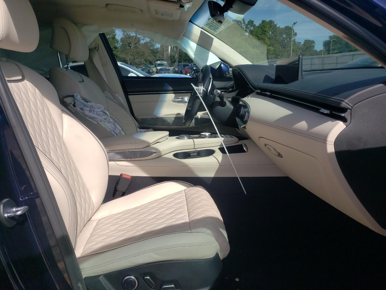 2025 Genesis Gv70 Base - Фото 7