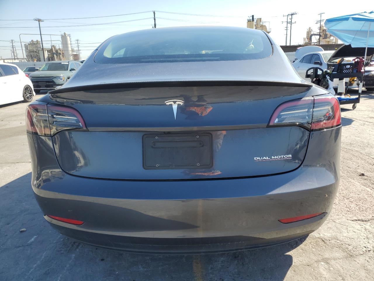 2023 Tesla Model 3 - Фото 6