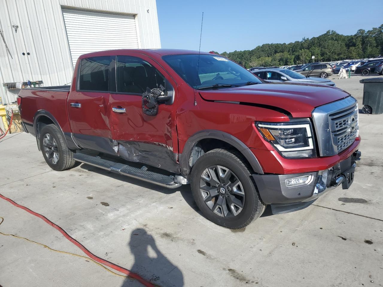 2021 Nissan Titan Sv - Фото 4