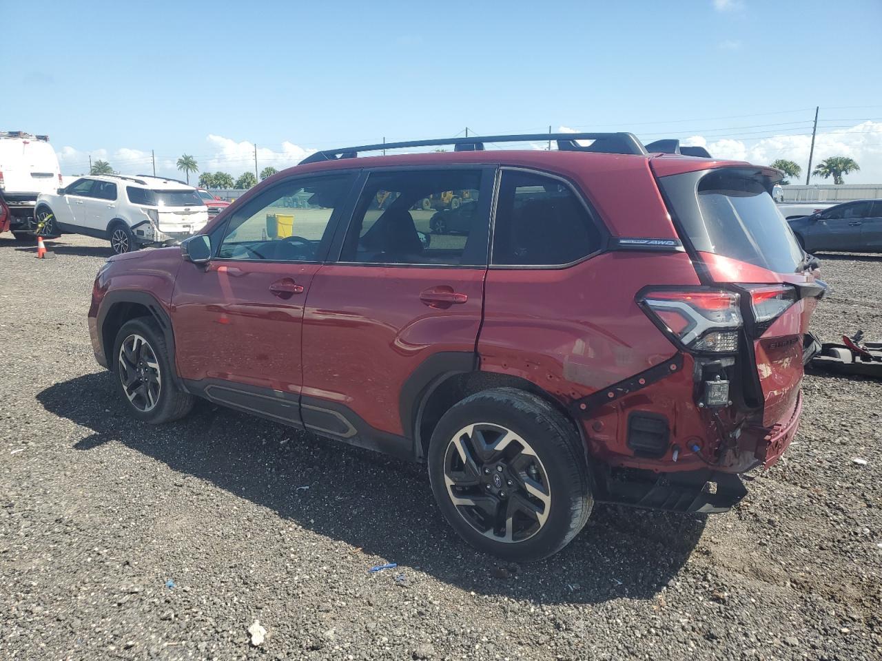 2025 Subaru Forester Limited - Фото 2