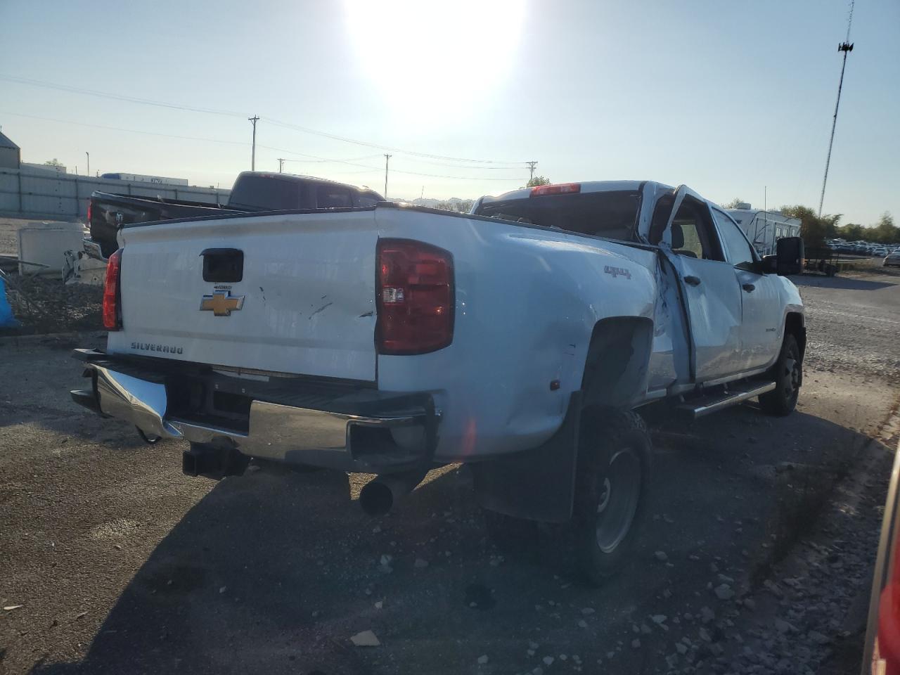 2018 Chevrolet Silverado K3500 - Фото 4