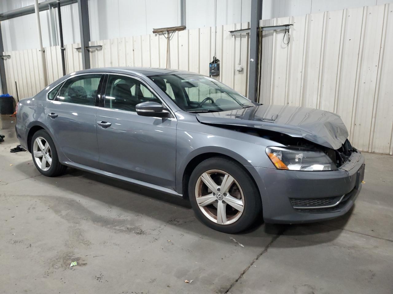 2013 Volkswagen Passat Se - Фото 4
