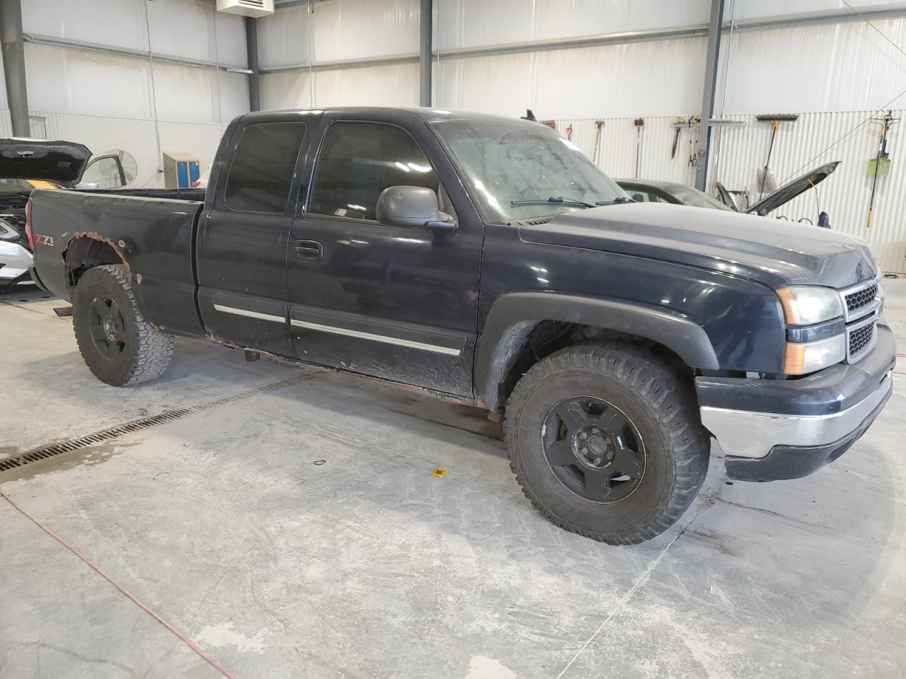 2006 Chevrolet Silverado K1500 - Image 4