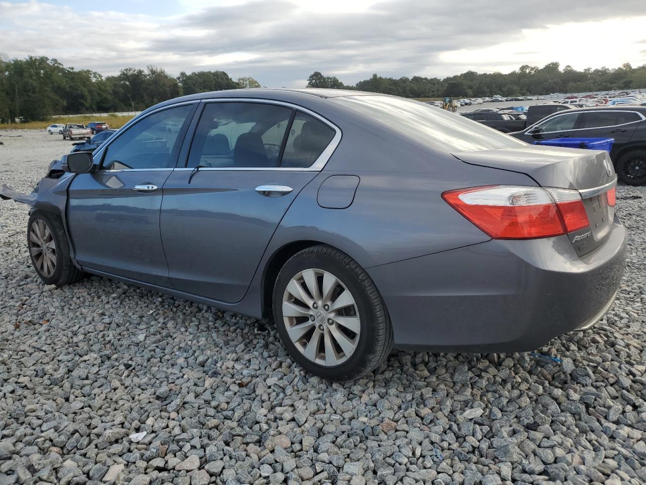 2015 Honda Accord Ex - Image 2
