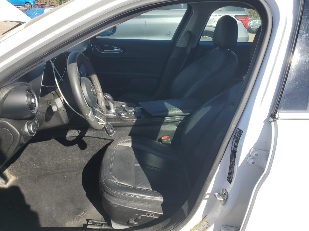 2018 Alfa Romeo Giulia - Image 7