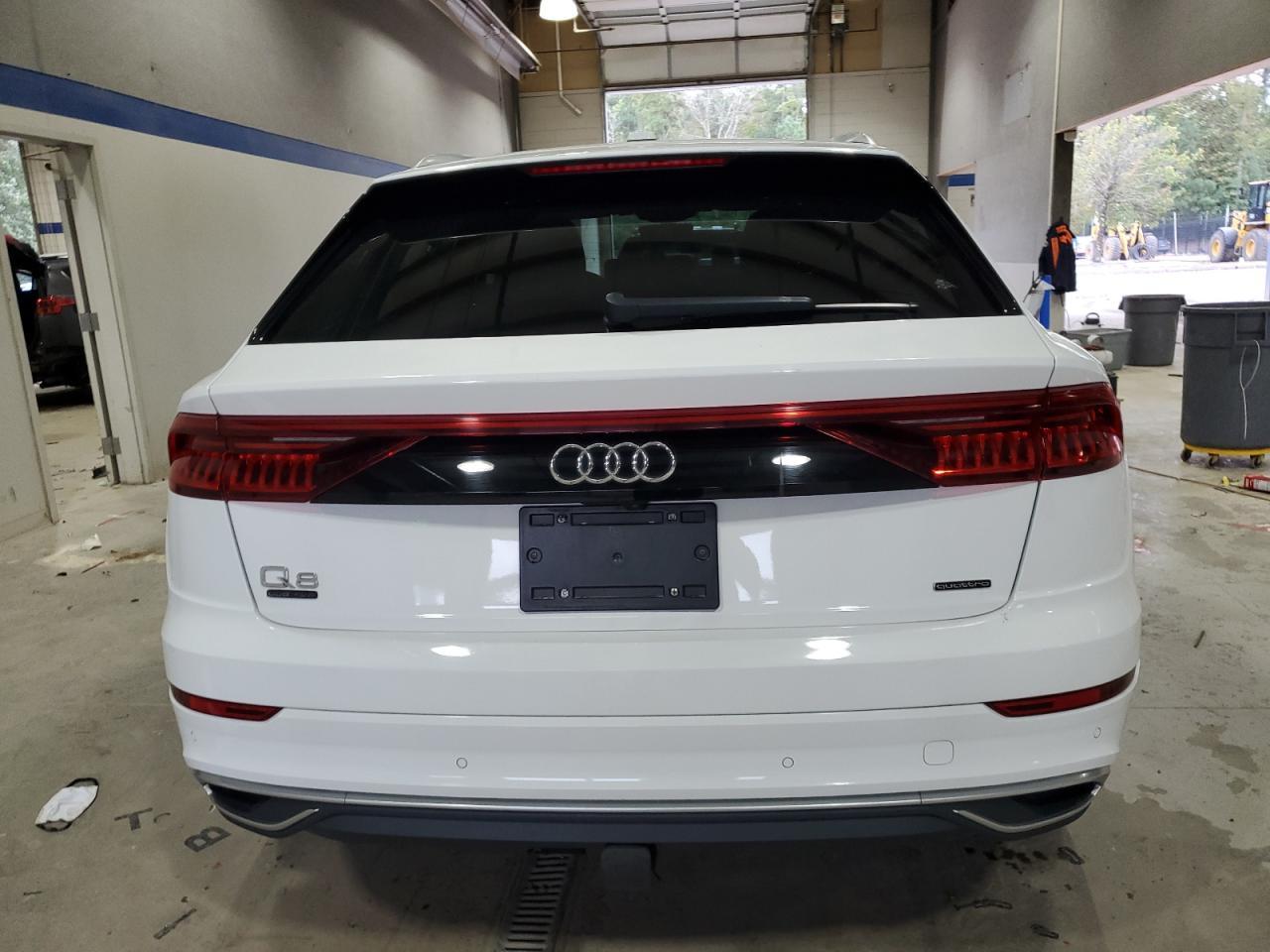 2019 Audi Q8 Premium - Фото 6